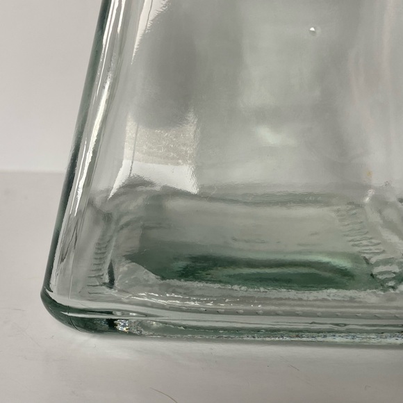 Glass Bulb Vase Square Clear With Flared Top 5” Tall EUC Flower Floral Flared - Picture 9 of 13